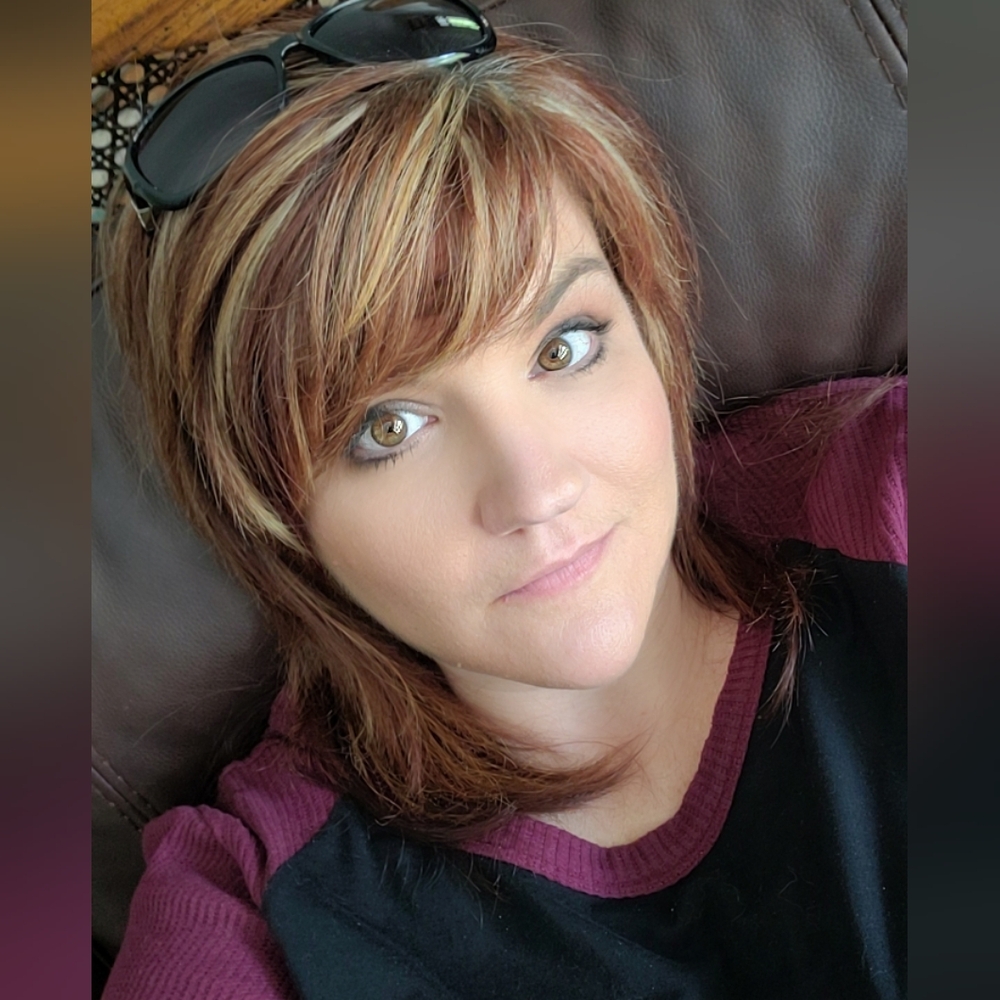 Meet your Posher, Tiffany